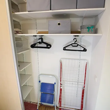 Comfortable 2br Garden With Ac & Free Parking Budapest