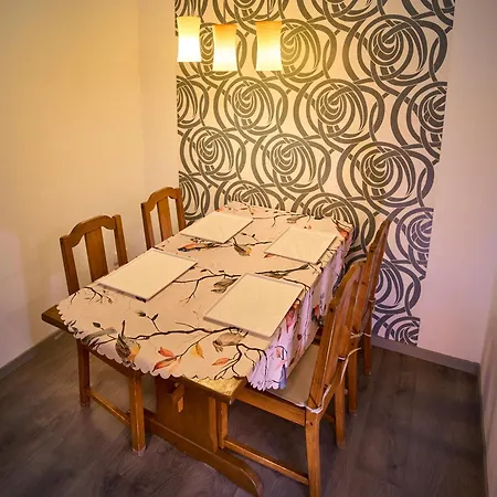 Comfortable 2br Garden With Ac & Free Parking * Budapest